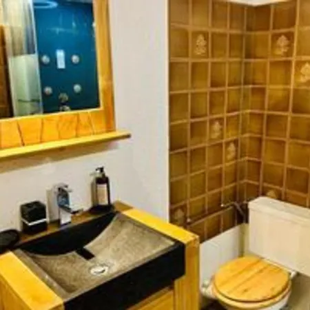 Comfortable With Garden In Apartment *