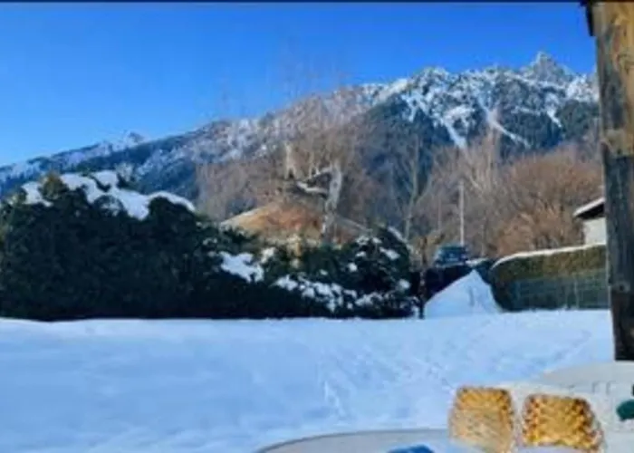 Апартаменты Comfortable With Garden In